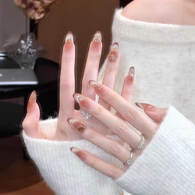 N073 French Champagne Gold Cat Eye Gradient Medium Square Press-On Nails