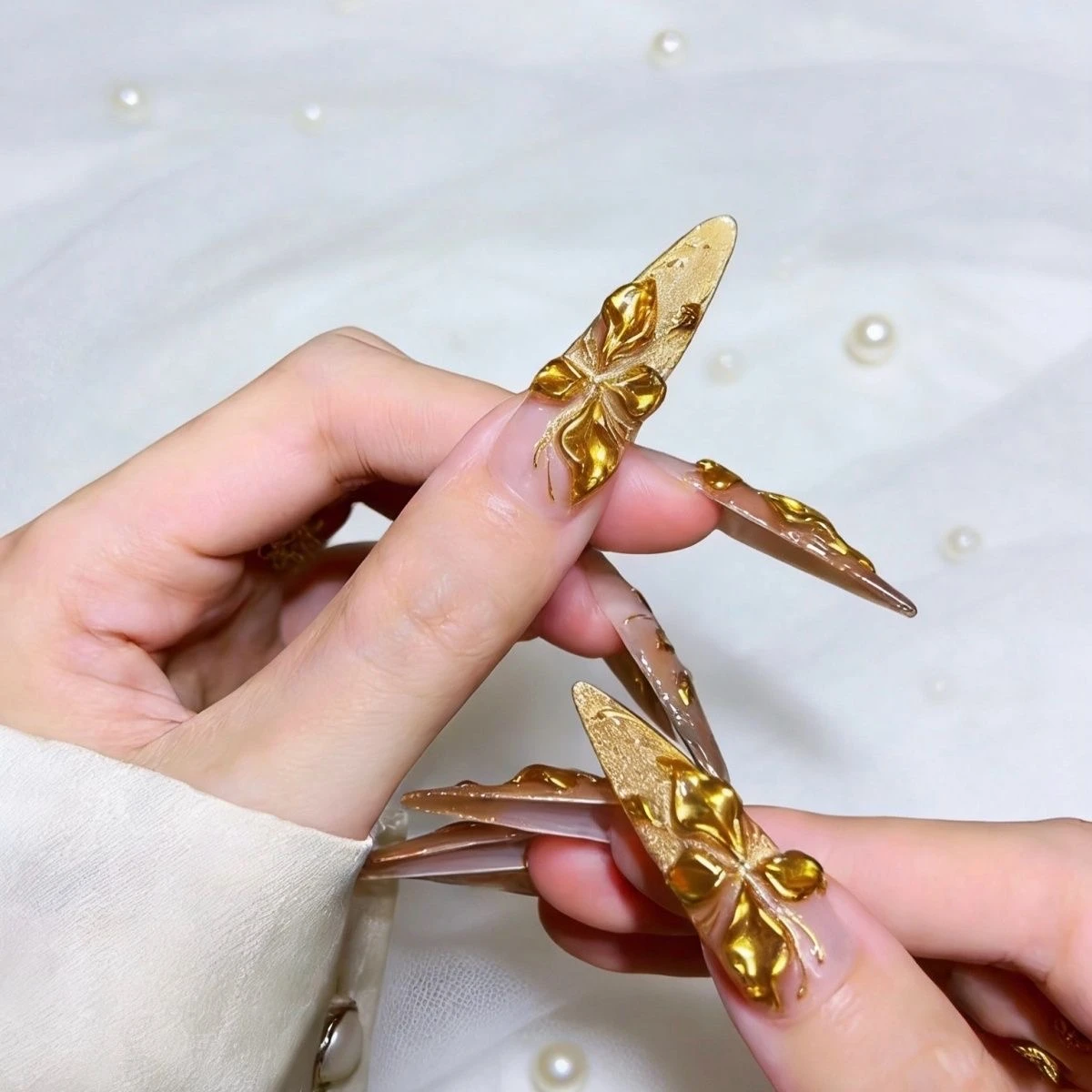 N018 Gold Glitter Crystal Shard 3D Floral Long Almond Press-On Nails - Image 2