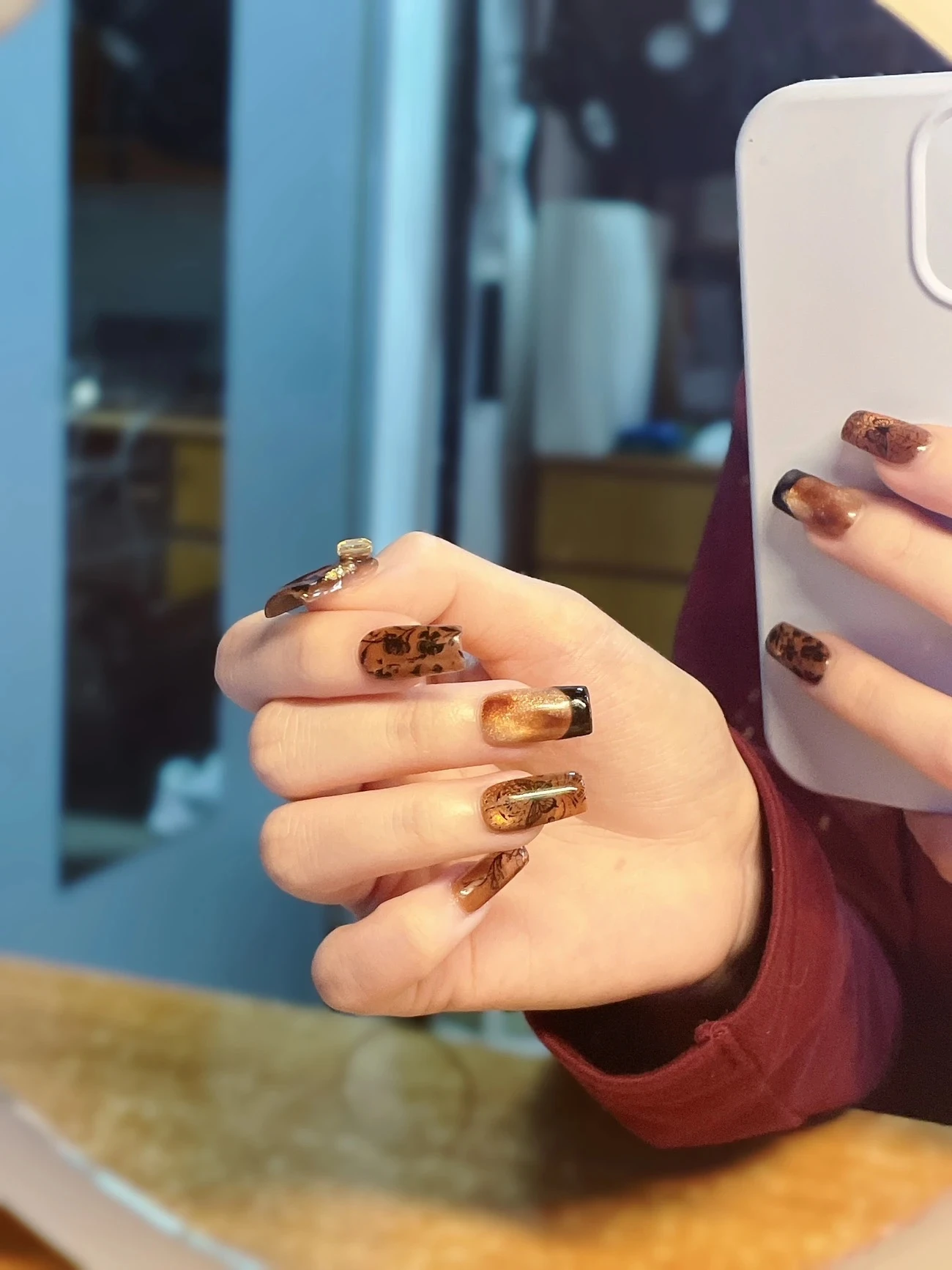 N003 Brown Cat Eye Butterfly Gold Accented Medium Square Press-On Nails - Image 3