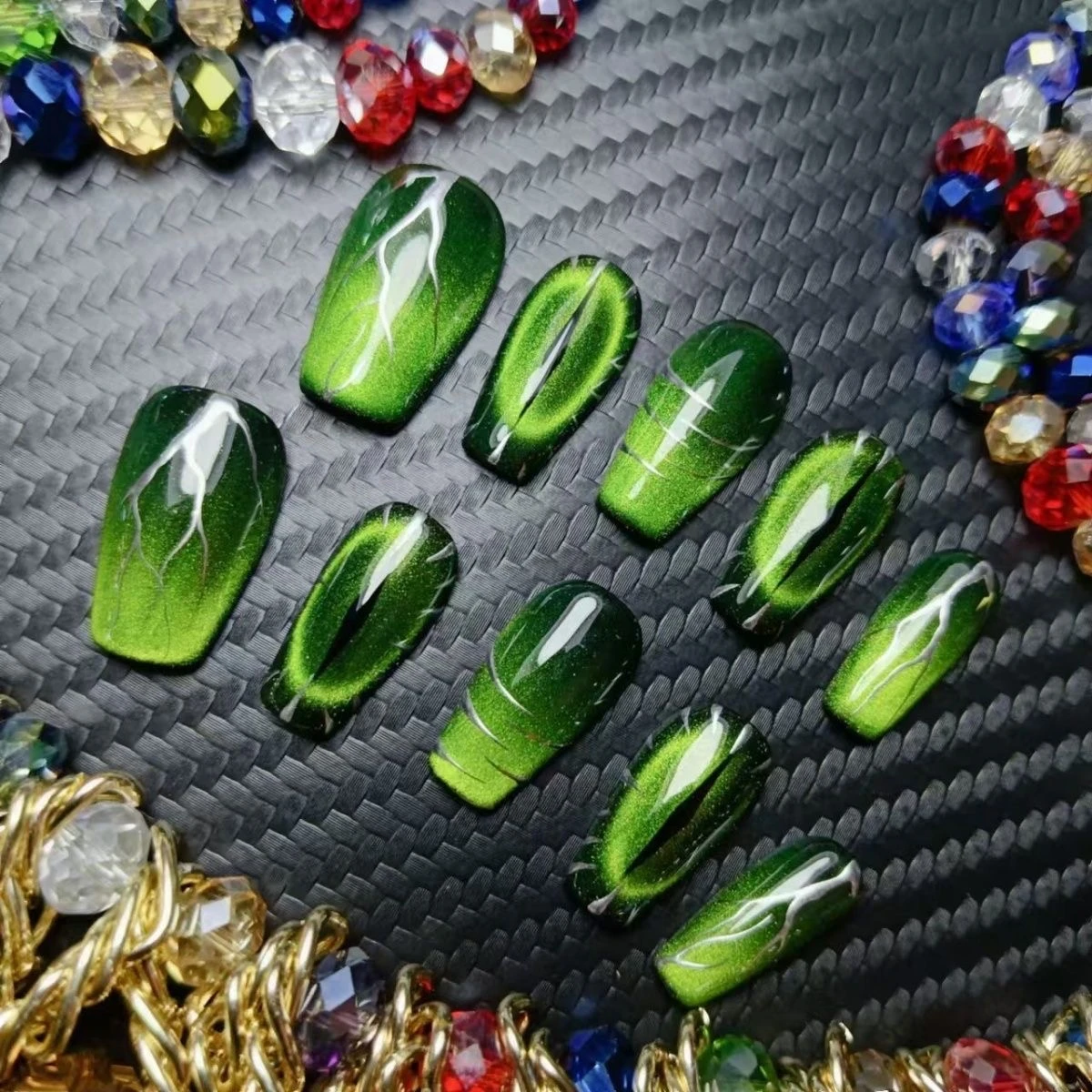 N061 Green Punk Cat Eye Almond Hand-Painted Lightning Press-On Nails - Image 2