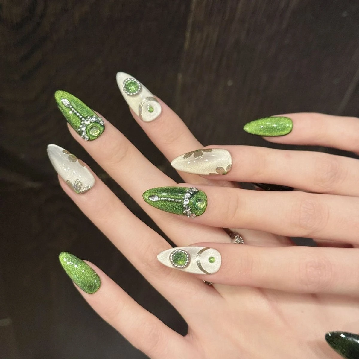 N045 Green Baroque Cat Eye Color-Block Almond Press-On Nails with Rhinestones - Image 2