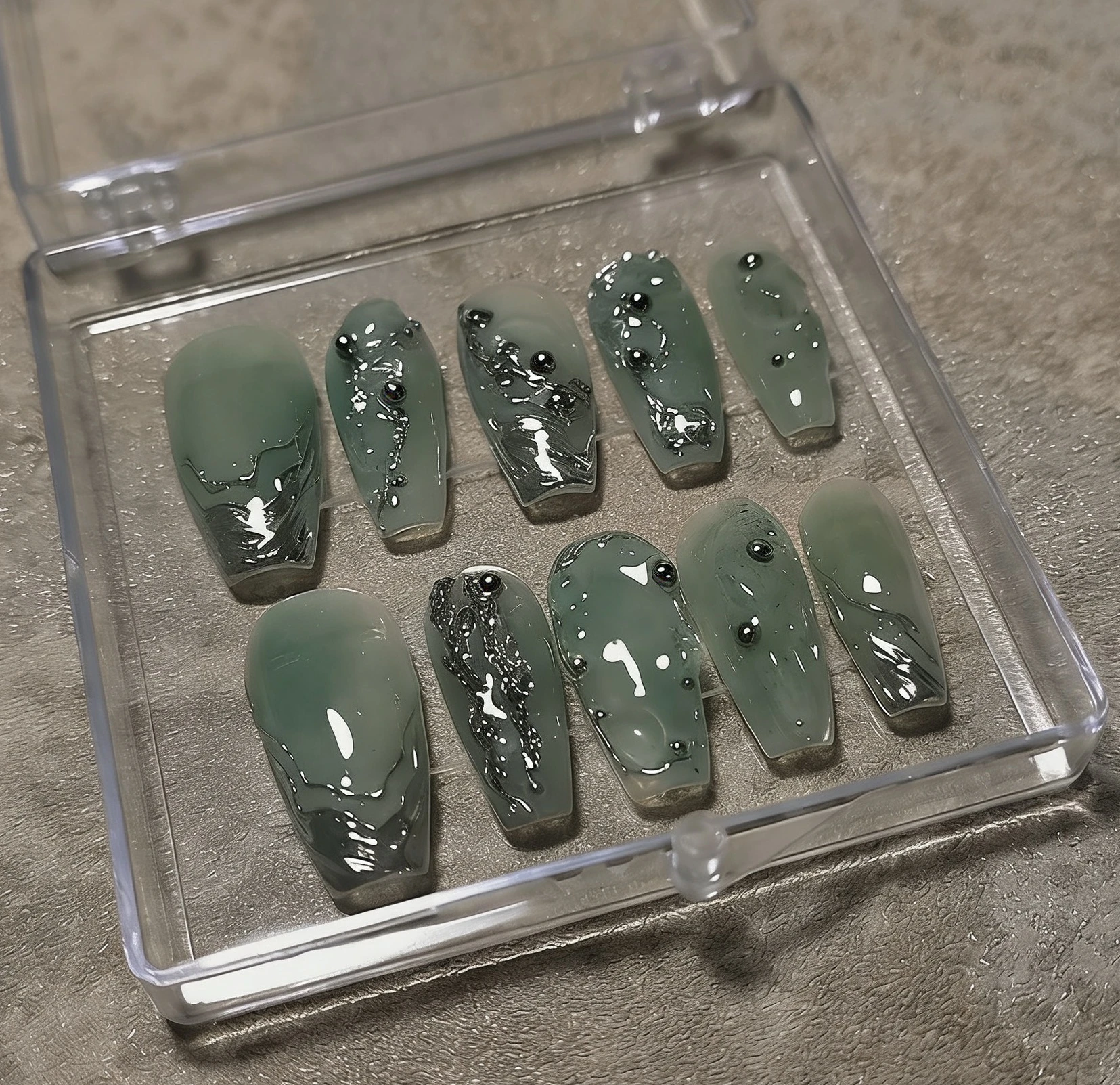 N067 hinese-Inspired Jade Texture Silver Embossed Medium Square Press-On Nails - Image 2