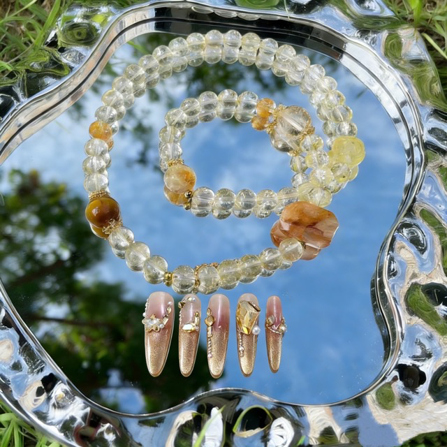 S010 Golden Sunrise at Snow Mountain