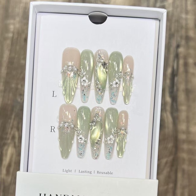 N053 Elegant Green Cat Eye Gradient Long Almond Crystal Accented 3D Floral Press-On Nails